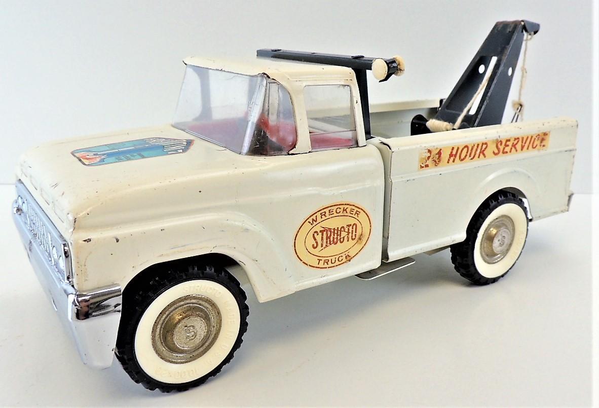 Vintage Structo Wrecker Truck Freedom 7 No.1.