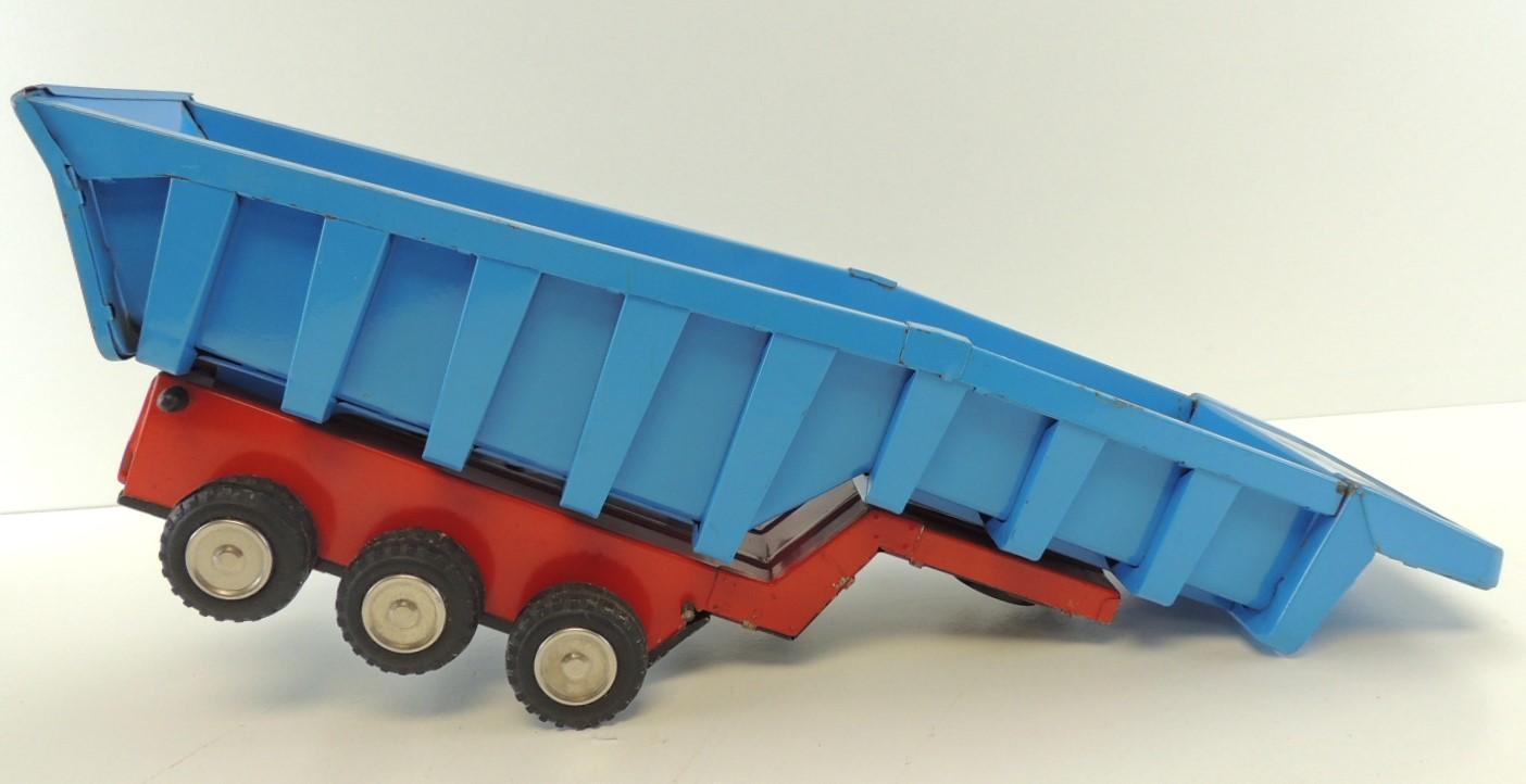 Vintage SSS International Friction Dump Truck #649.