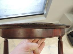 Antique 3 Legged Mahogany Lamp Table