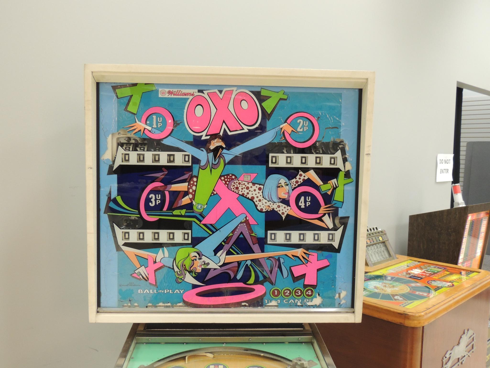 Vintage 1973 Williams OXO Pinball Machine