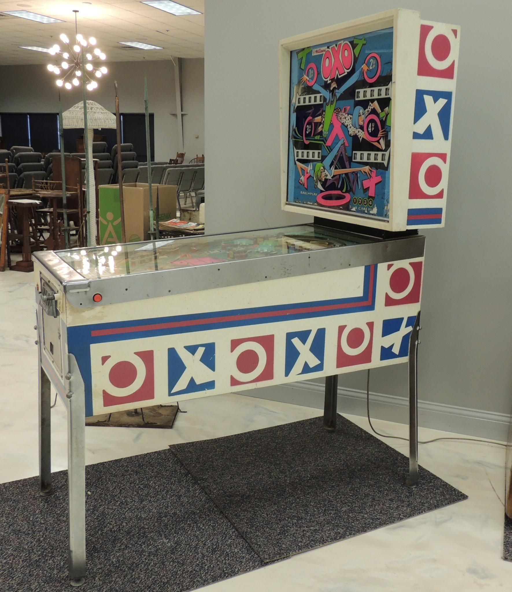 Vintage 1973 Williams OXO Pinball Machine