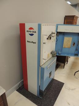 Vintage Pepsi Cola Westinghouse 20 Cent Vending Machine
