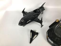 1993 Kenner Batman Bruce Wayne Street Jet and 1992 BatSkiBoat with Action Figures