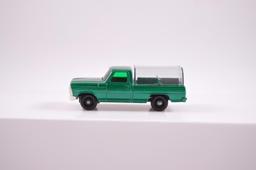 Matchbox No. 50 Kennel Truck Die-Cast Truck with Original Box and Animals