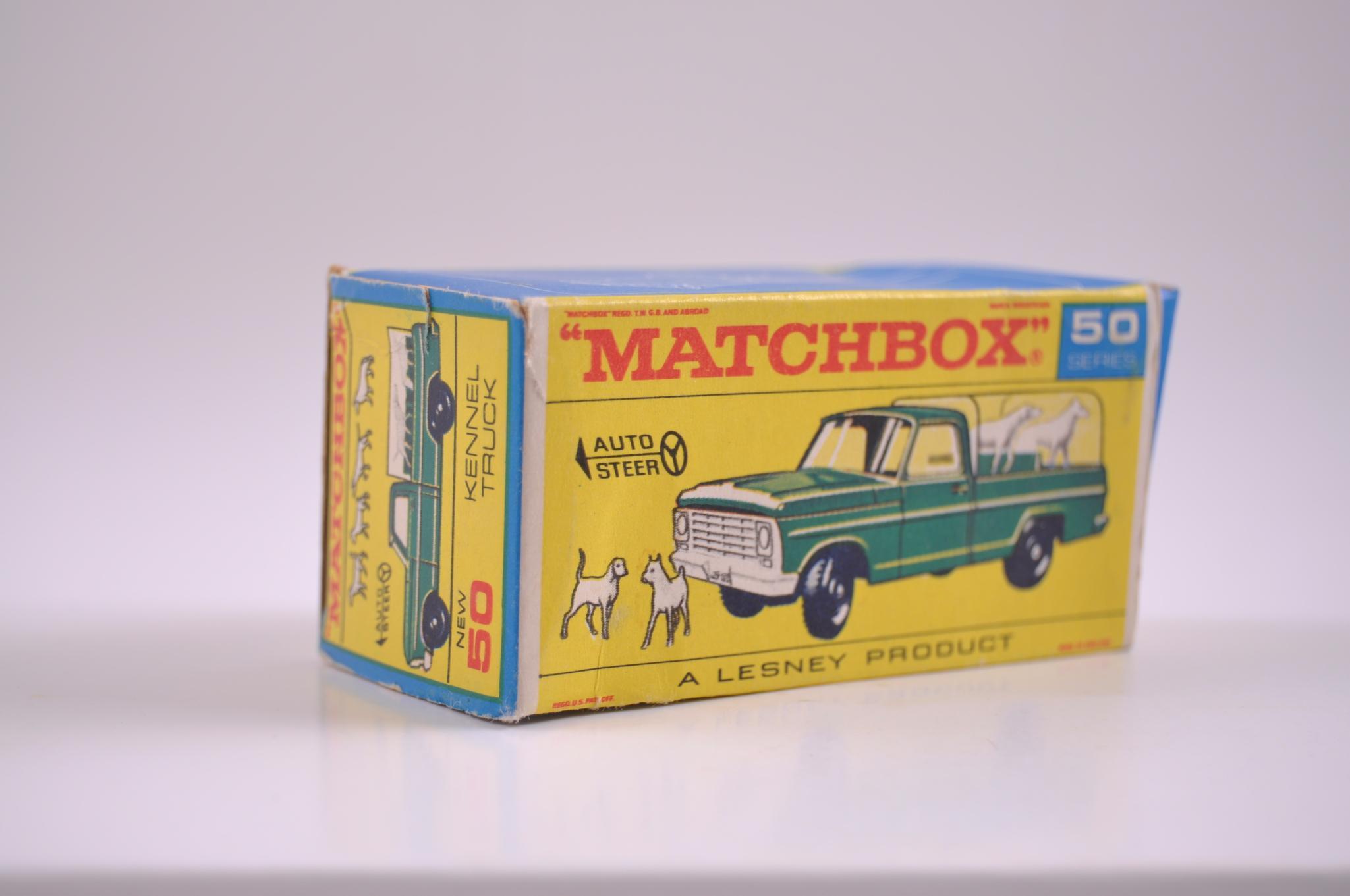 Matchbox No. 50 Kennel Truck Die-Cast Truck with Original Box and Animals