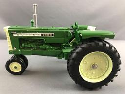 ERTL White Oliver 1555 die cast tractor