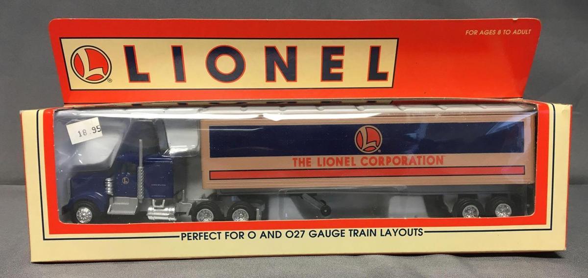 Lionel Corp Tractor Trailer in Original Box