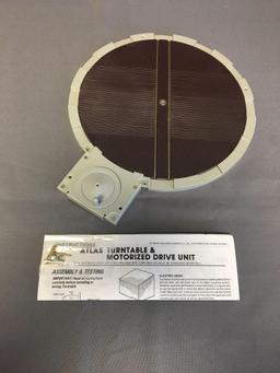 Atlas Manual Operated Turntable for HO scale Trains