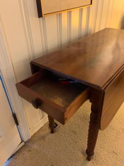 Antique walnut dropleaf table with turned legs