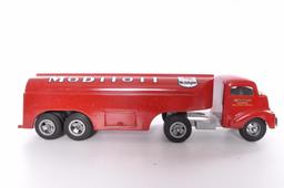 Smith Miller "Smitty Toys" Mobiloil Pressed Steel Tanker Truck