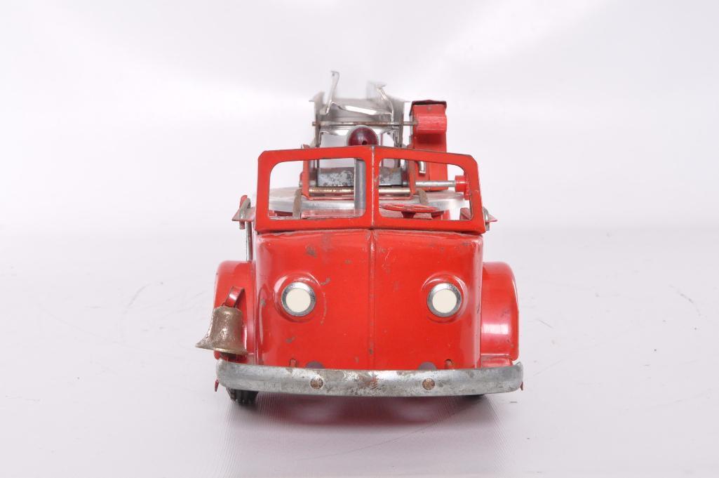 Doepke Model Toys Tossmoyne Pressed Steel Fire Truck