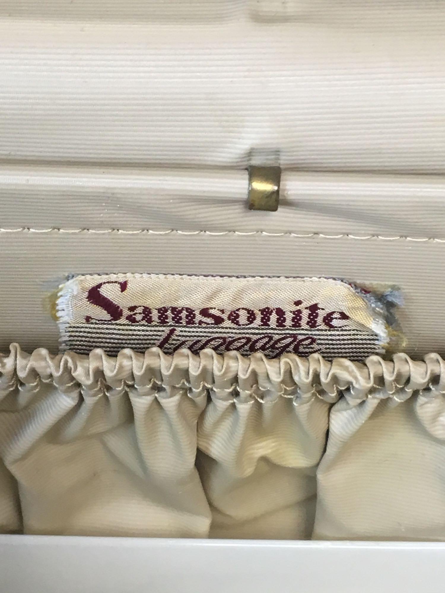 Group of 2 Vintage Cream and Beige Marbled Samsonite Streamlite Luggage