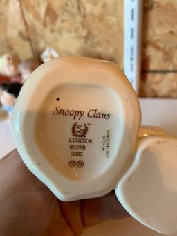 2002 Lenox Peanuts Snoopy Claus porcelain figurine