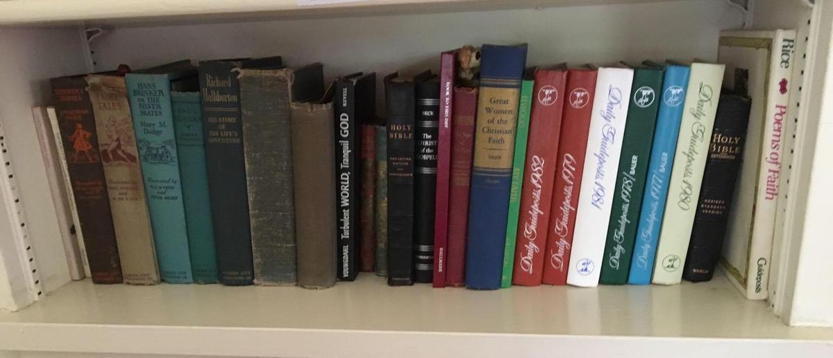 Shelf lot of some vintage books and more
