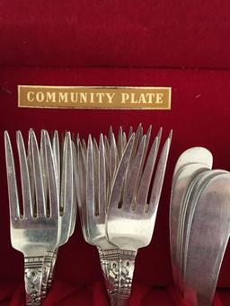 Community Plate Flatware Set