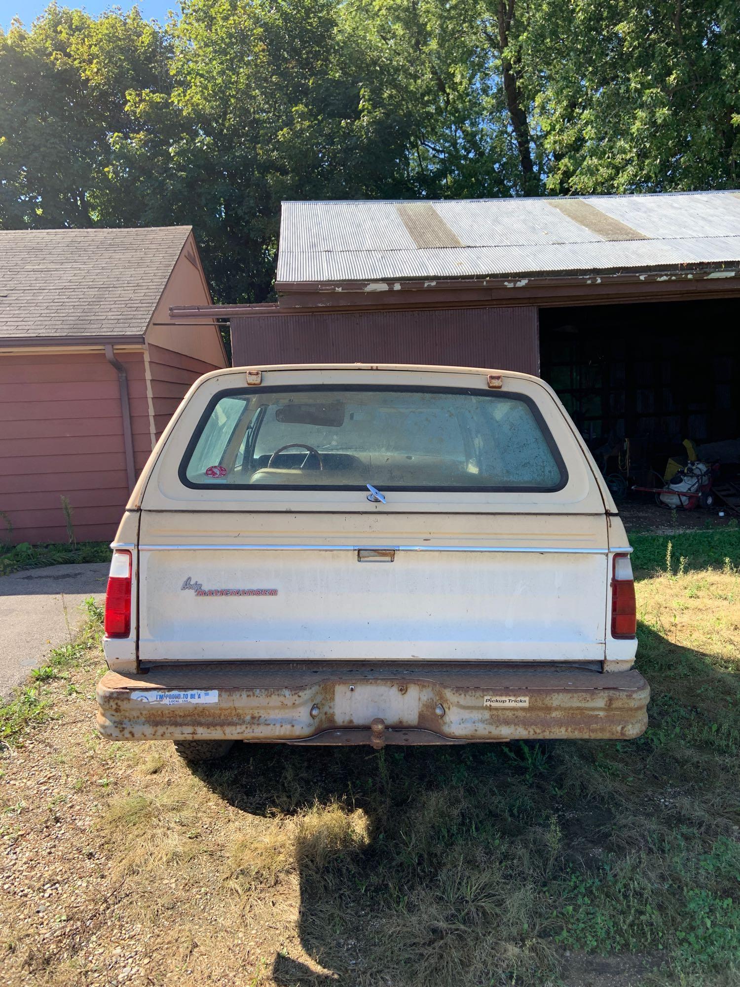 1980 Dodge Ramcharger with speed cast snow plow