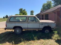 1980 Dodge Ramcharger with speed cast snow plow