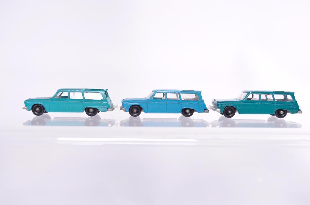 Group of 3 Matchbox No. 42 Studebaker Station Wagon Die-Cast Vehicles with Original Boxes