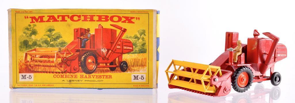 Matchbox Major Pack M-5 Combine Harvester Die-Cast Vehicle with Original Box