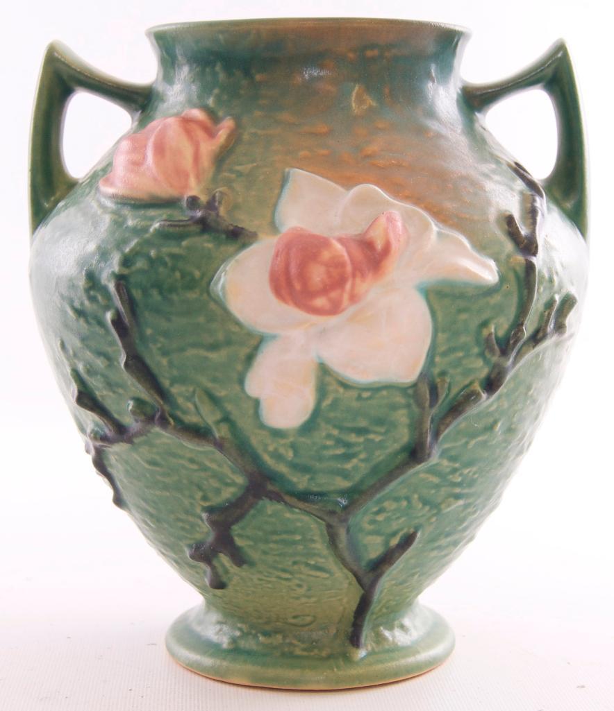 Vintage Roseville "Magnolia" Vase (92-8)