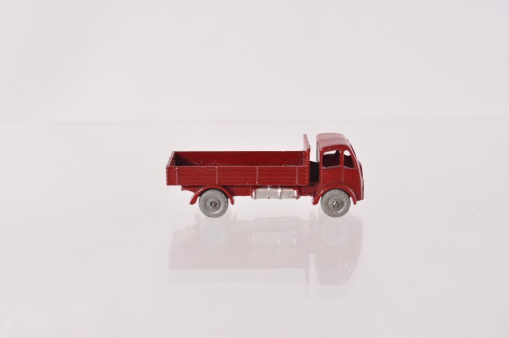 Matchbox No. 20 Stake Truck Die-Cast Vehicle with Original Box