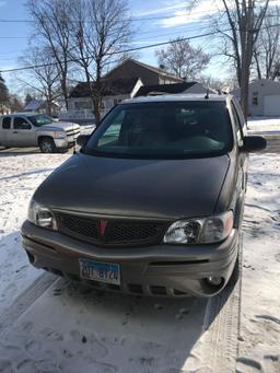 2004 Pontiac Montana Luxury Van