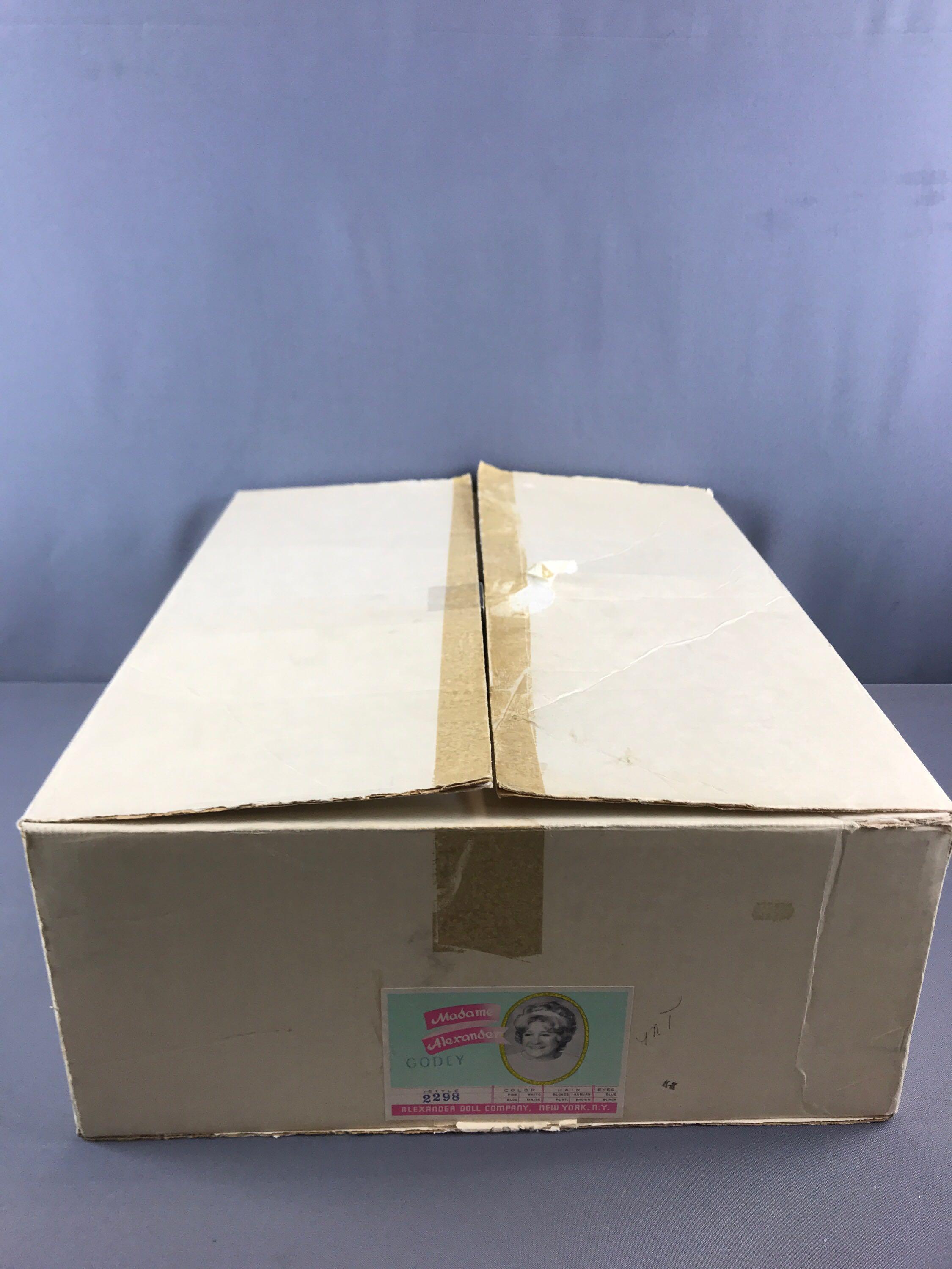 Madame Alexander doll in original box 2298 Godey Portrait