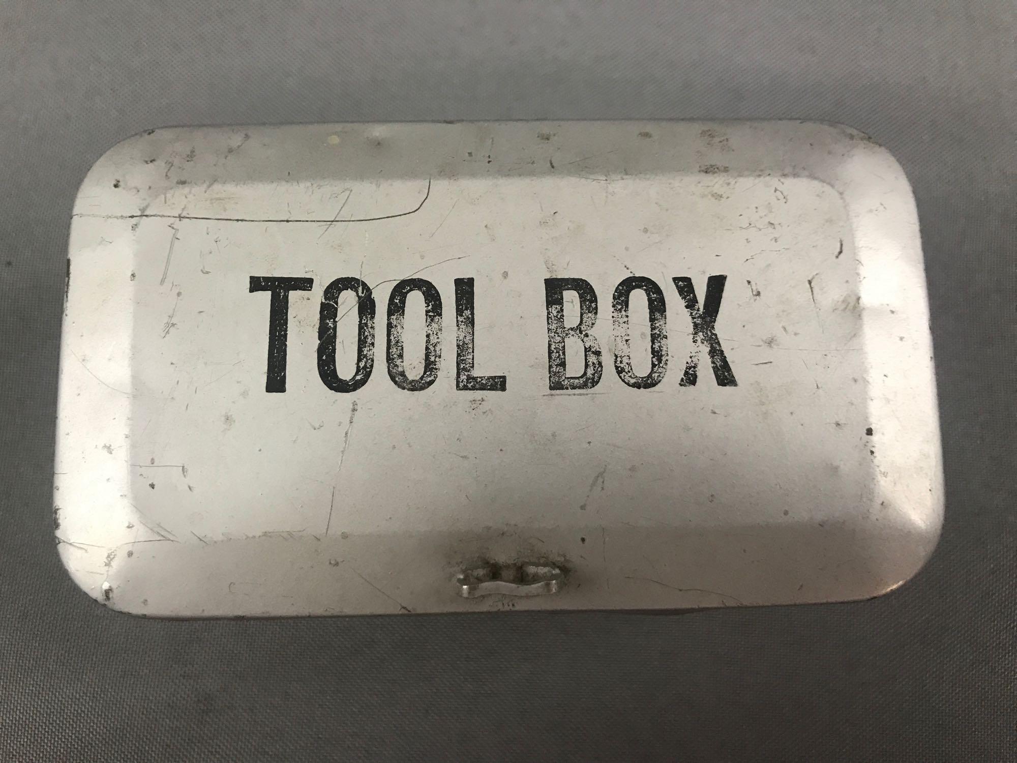Group of 3 miscellaneous tools