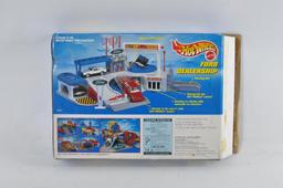 Hot Wheels Ford Dealership Playset with Original Box