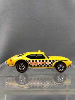 Hot Wheels Redlines Maxi Taxi Die-Cast Vehicle