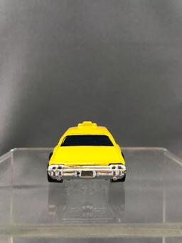 Hot Wheels Redlines Maxi Taxi Die-Cast Vehicle