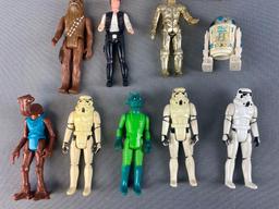 Group of 13 Vintage Kenner Star Wars Action Figures