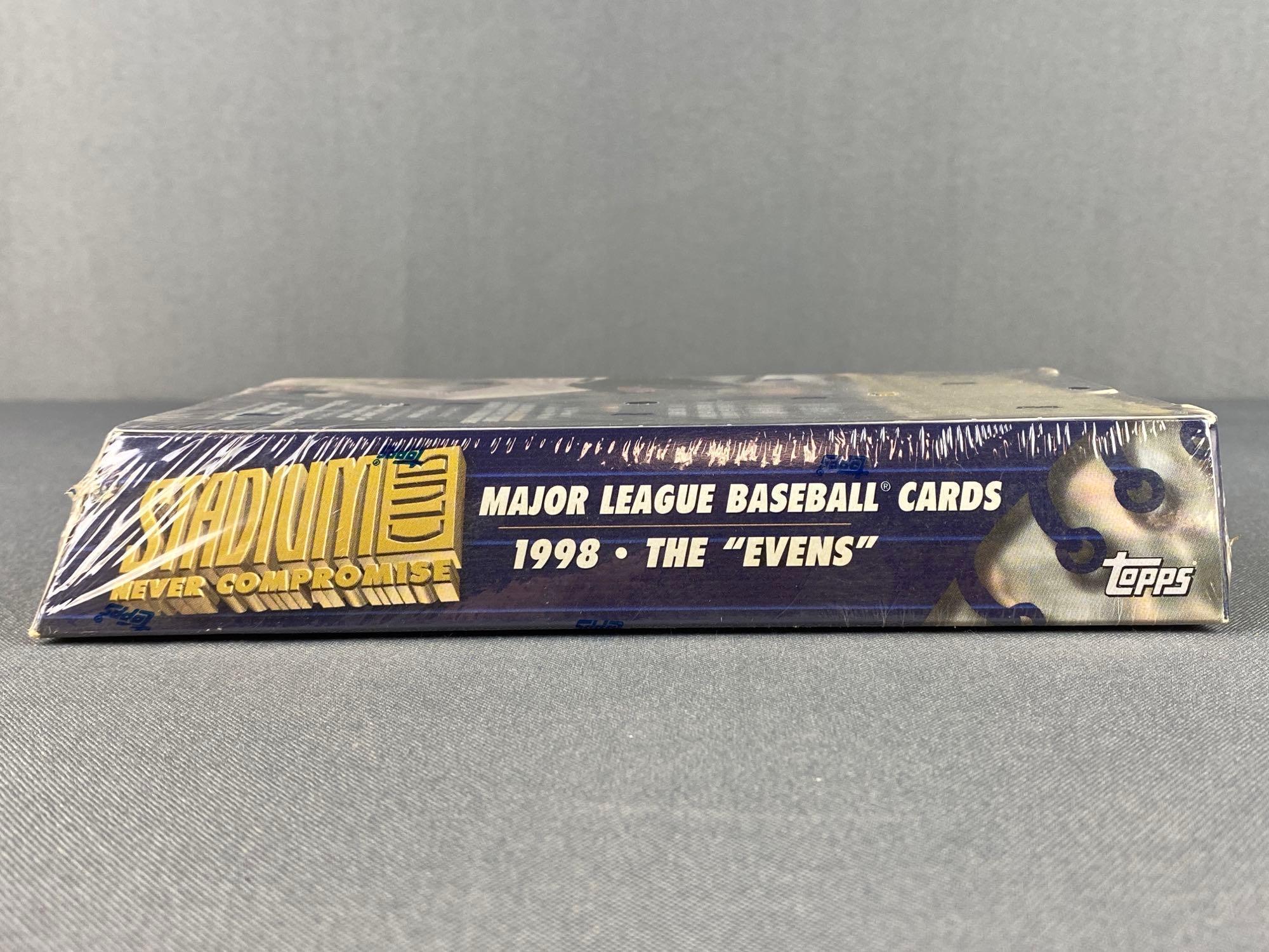 1998 Topps Stadium Club Even Series Baseball Card Box