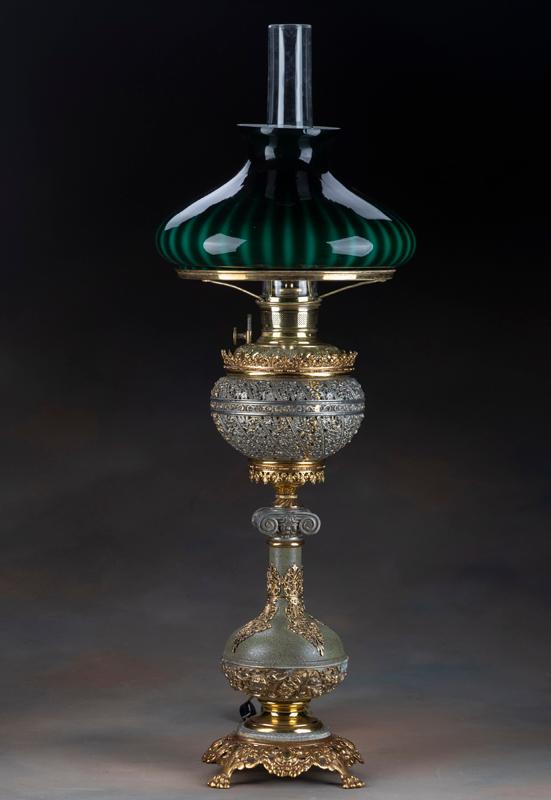 Magnificent  "Bradley & Hubbard" marked, claw foot Banquet Lamp, circa 1890s, in its original period