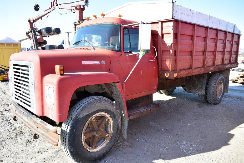 1976 IHC Grain Truck