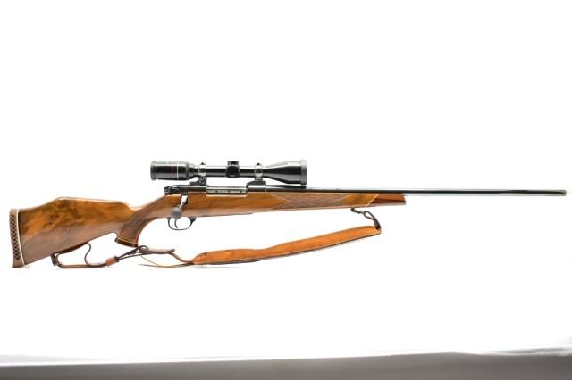 1984 Weatherby, Mark V Deluxe, 340 WBY Mag Cal., Bolt-Action W/ Scope