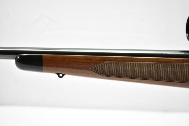 Winchester, Model 52 Sporting, 22 LR Cal., Bolt-Action (Micro-Motion Trigger)