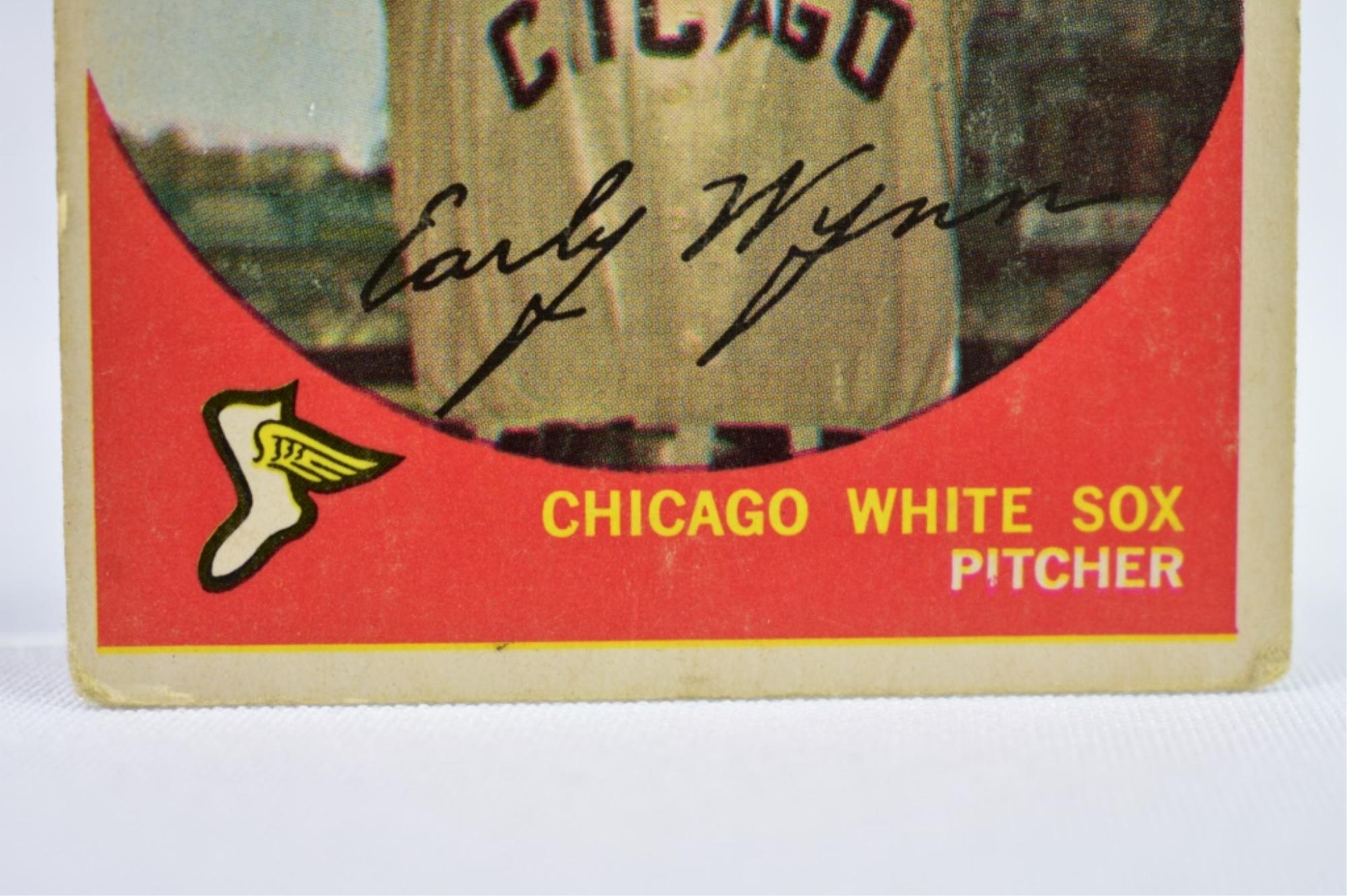 (2) 1959 Early Wynn - Chicago Cubs & Gill McDougald - New York Yankees - Topps #260/ #345