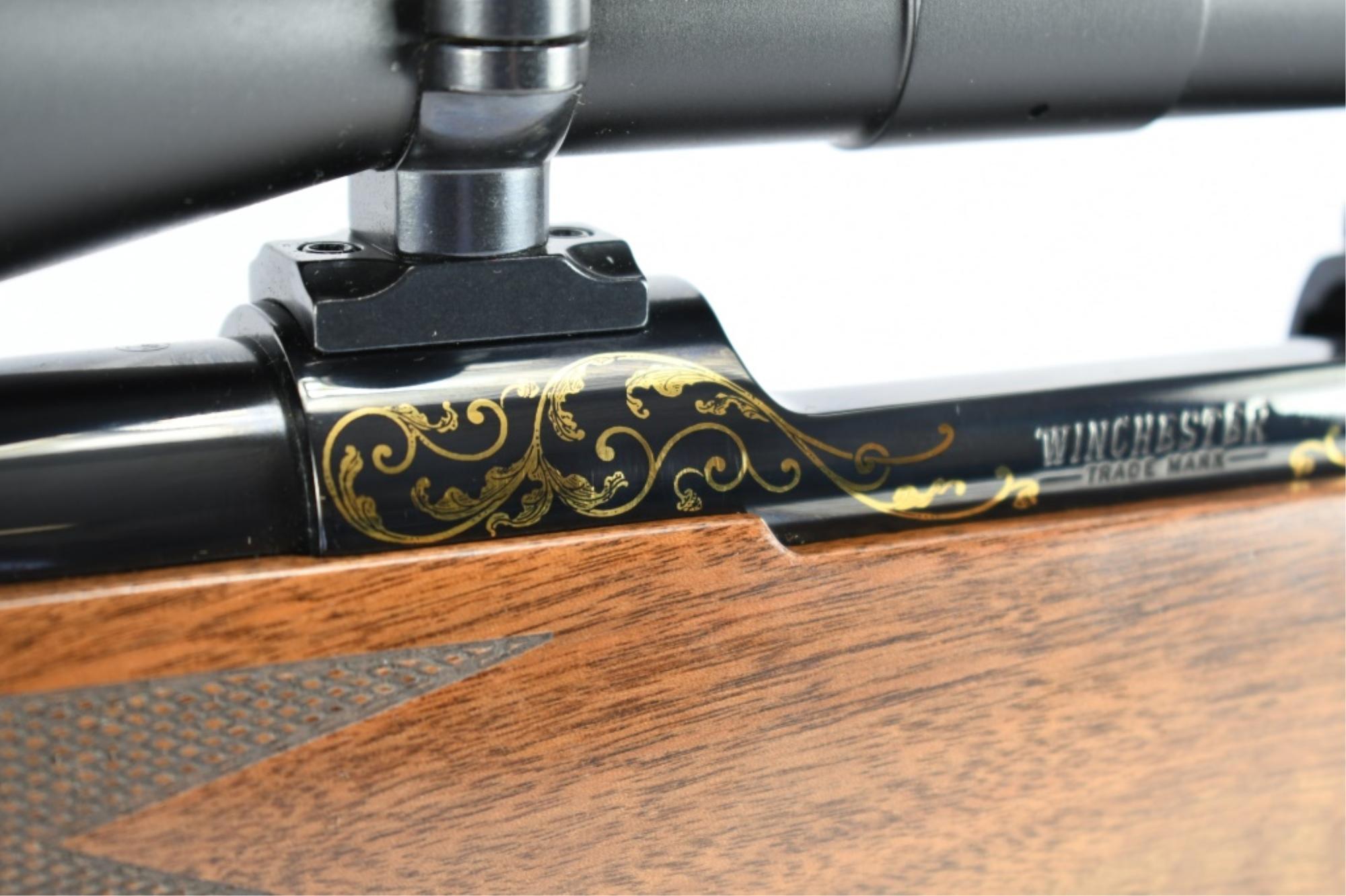 Winchester, Model 70 Custom Shop "Classic Super Grade", 300 Win. Mag. Cal., SN - G371687