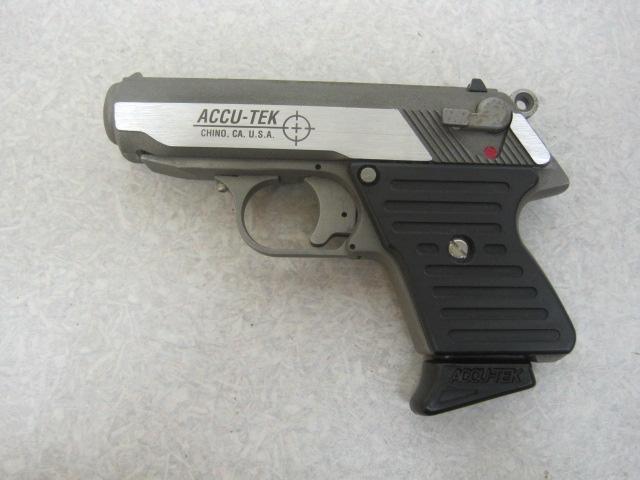 Accu-tek mod. AT-380 380 Auto cal semi auto pistol ser # 006901