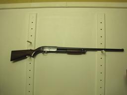 Ithaca - Feather Light mod.37 12 ga pump shotgun Plain barrel ser # 596001-