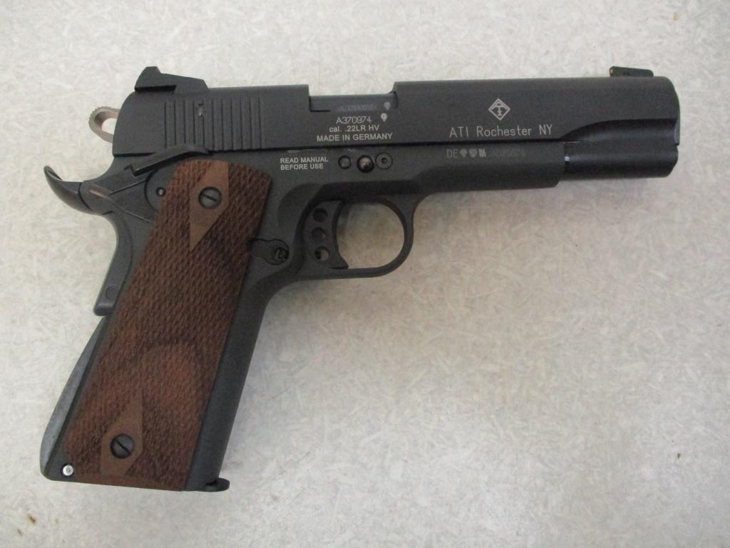German Sport Guns mod. GSG-1911 22 LR cal semiauto pistol wood grips 4 mags