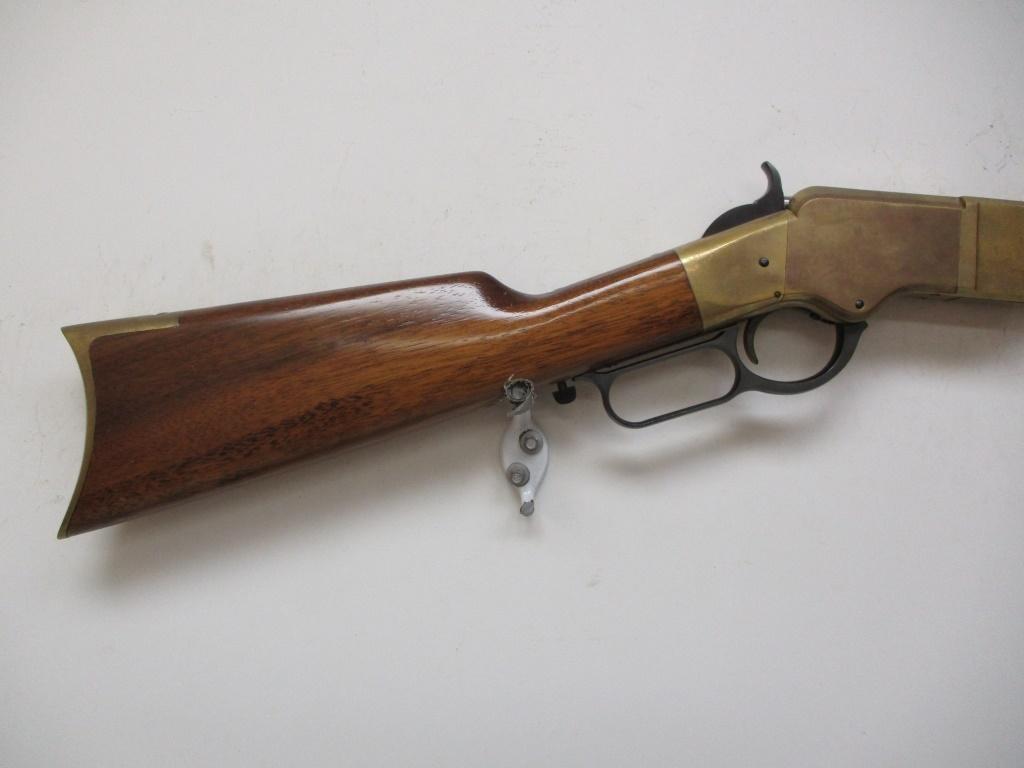 A.Uberti Navy Arms - Henry's pat. mod. 1866 44-40 lever action rifle brass