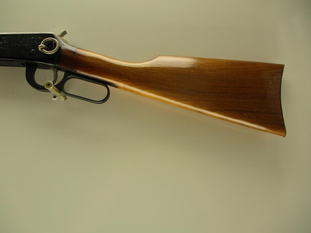Winchester Model 94, Buffalo Bill Saddlering octag