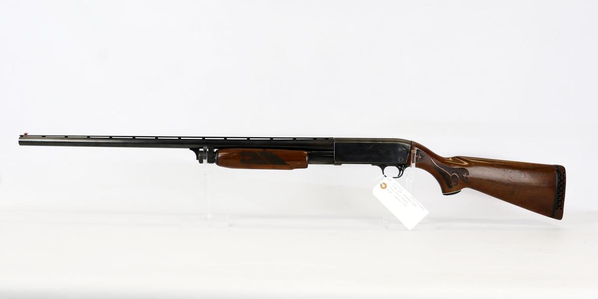 Ithaca mod 37 Featherlight 12 ga pump shotgun