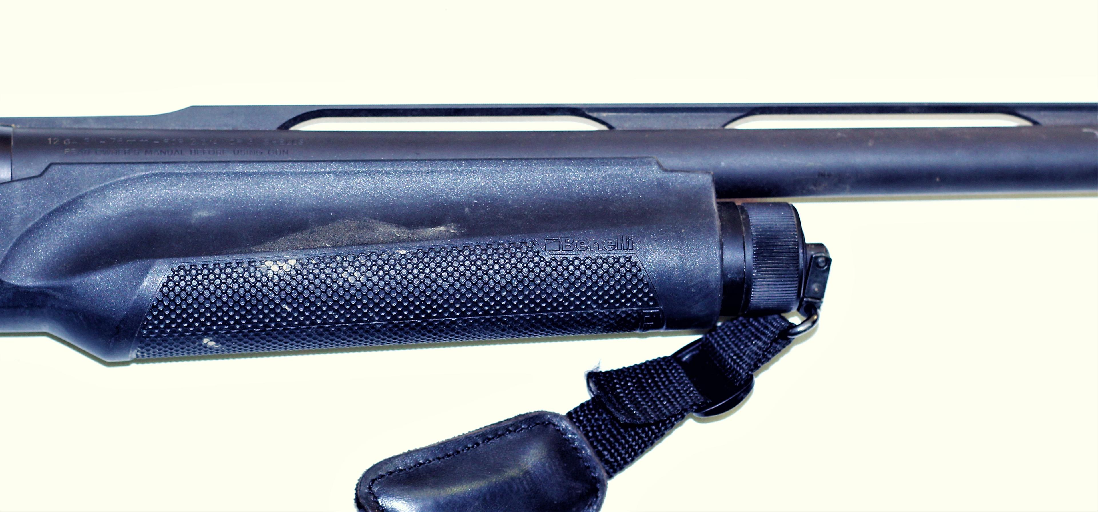 Benelli M1 Super 90 12 ga semi-auto shotgun