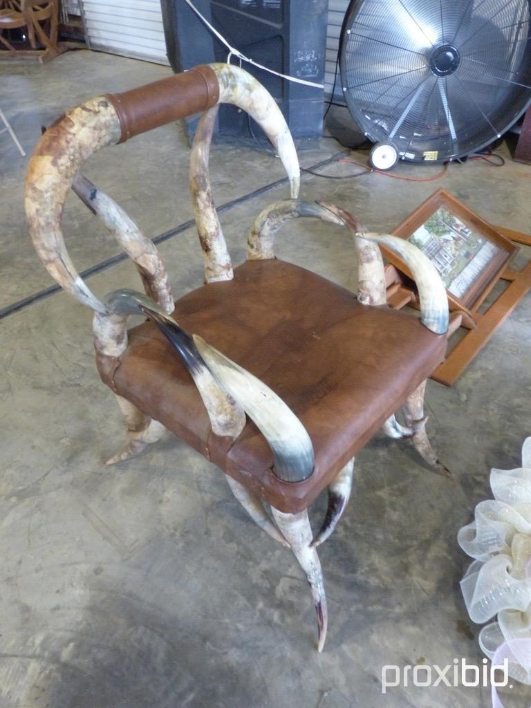 BULL HORN CHAIR