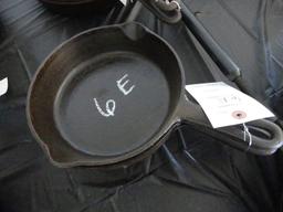 CAST IRON SKILLETS