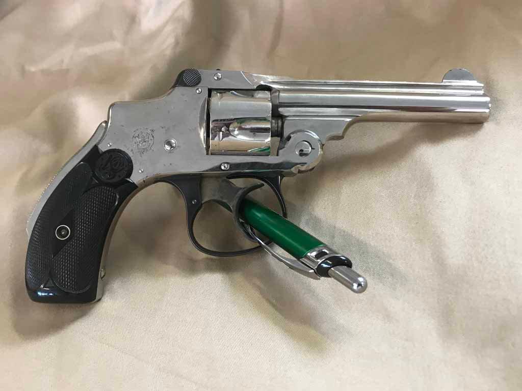 Smith & Wesson 32 cal CTG Nickel Plated 5 Shot Hammerless Revolver
