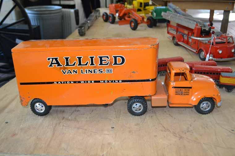 Allied Van Lines Tractor Trailer by Tonka